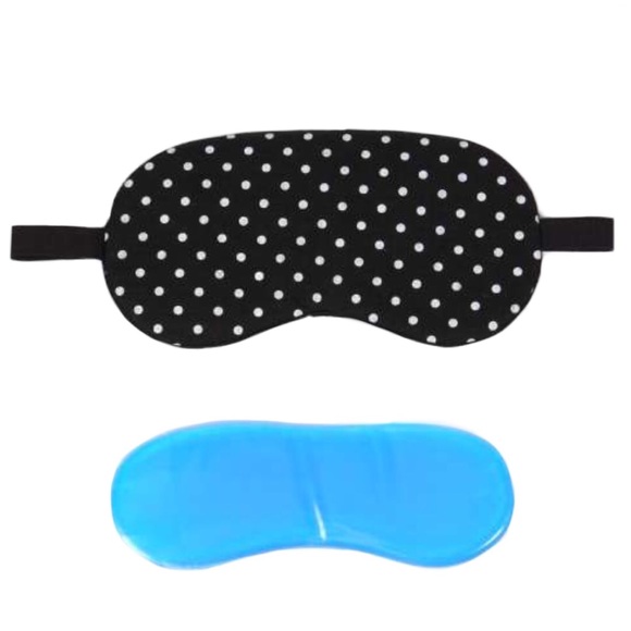 ✨LAST ONE✨ Black Polka Dot Cooling Gel Eye Mask - Picture 5 of 7